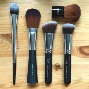 Sigma  F82 F84 Face Makeup Brushes bundle - Synthetic Bristles